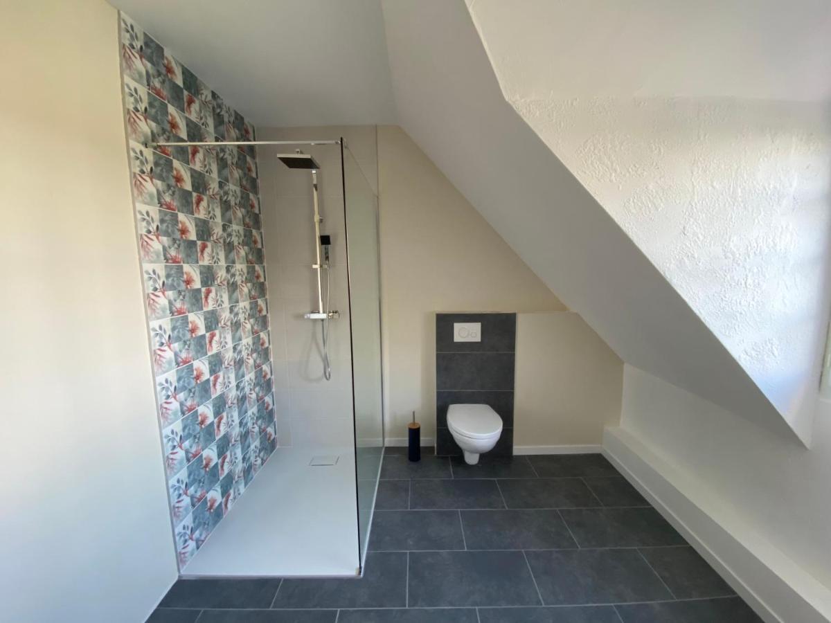 La Pichonniere Bed & Breakfast Isigny-le-Buat Exterior foto