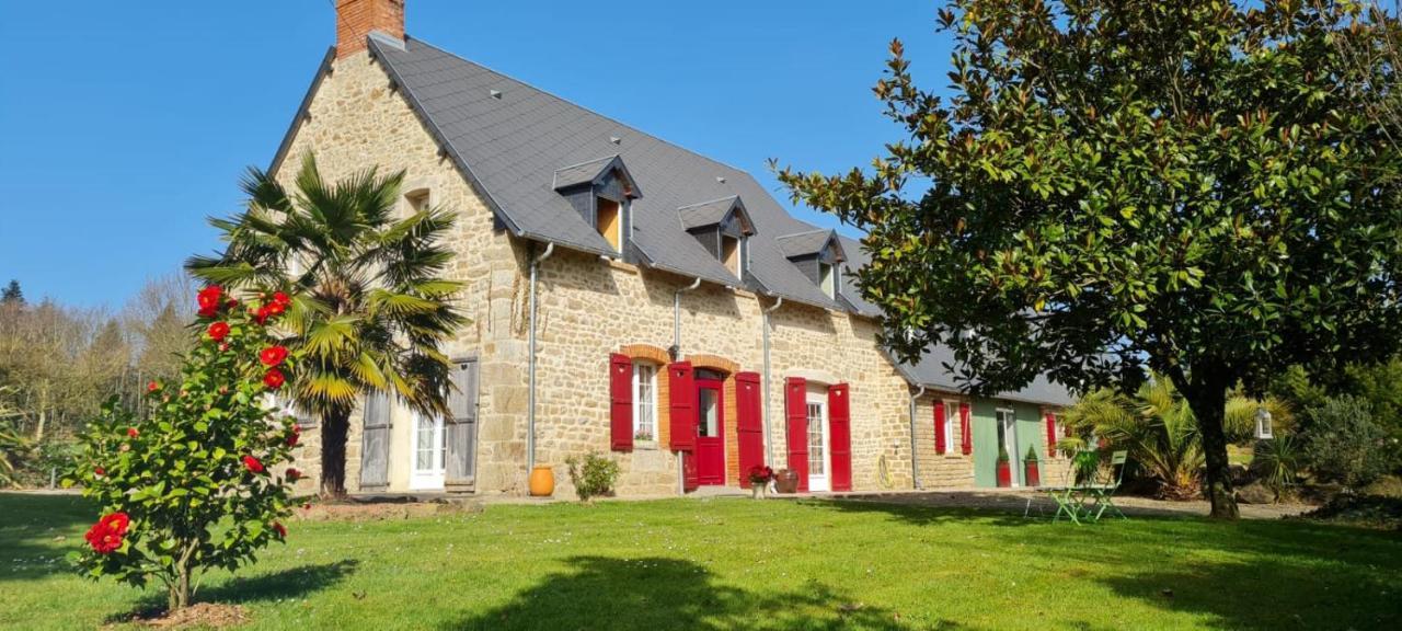 La Pichonniere Bed & Breakfast Isigny-le-Buat Exterior foto