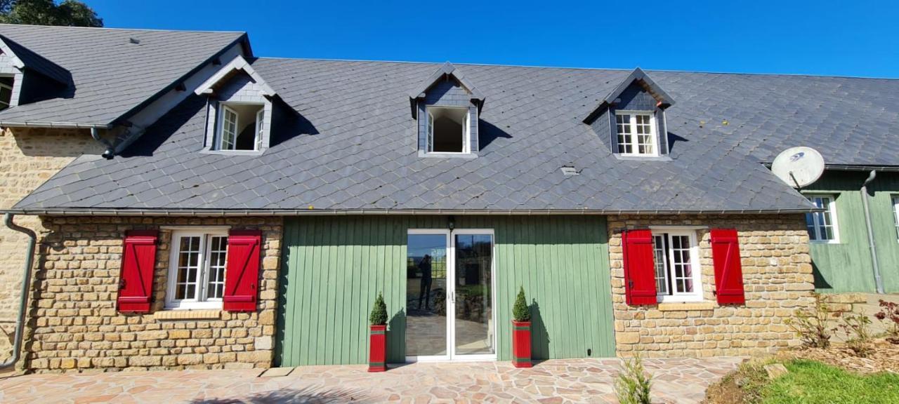 La Pichonniere Bed & Breakfast Isigny-le-Buat Exterior foto