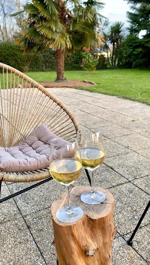 La Pichonniere Bed & Breakfast Isigny-le-Buat Exterior foto